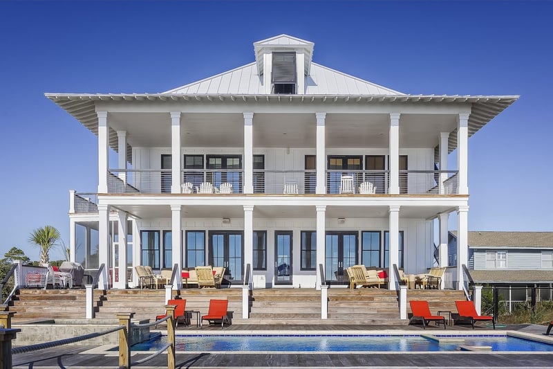 Luxury Hotel